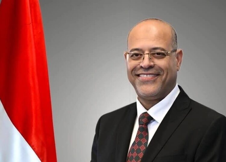 الدولة تواصل دعم العمالة غير المنتظمة .. وزير العمل يعتمد 3 ملايين جنيهًا للرعاية الاجتماعية والصحية وإعانات الحوادث لـ443 عاملًا في 23 محافظة