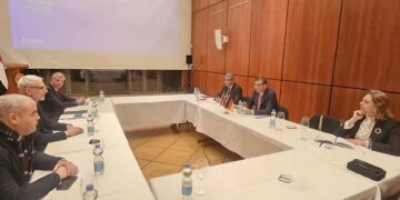 وزير الزراعة يبحث آليات تحويل التعاونيات الزراعية إلى كيانات اقتصادية ناجحة بالاستفادة من الخبرات والتجارب الألمانية