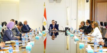 وزير التخطيط: تعظيم العائد التنموي من الاستثمارات العامة بكفاءة وفاعلية وضرورة تعزيز التنسيق مع الوزارات لضمان نجاحها