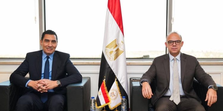 وزيرا الاستثمار والتجارة الخارجية والشباب والرياضة يبحثان آليات تأسيس صندوق استثمار لدعم المواهب الرياضية