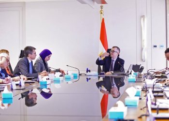 وزير التخطيط يبحث مع البنك الدولي تعزيز الشراكة الاستراتيجية لدعم خطط التنمية