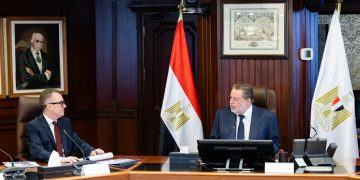 محافظ البنك المركزي المصري يبحث مع وزير التخطيط والتنمية الاقتصادية أوجه التعاون المشترك