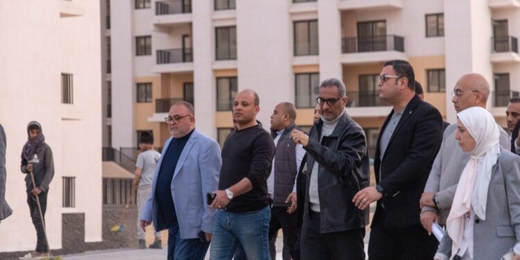 وزير الإسكان يتفقد «Bliss Gate» وشركة توريك تستعد لبدء التسليم