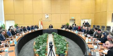 وزير الإسكان يُصدر حزمة تكليفات لتطوير منظومة العمل بالوزارة