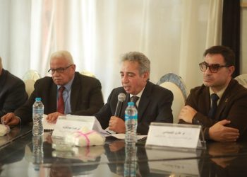 محافظ أسيوط واتحاد المستثمرين يطلقان استراتيجية جديدة لتحويل محافظات الصعيد إلى قلاع صناعية