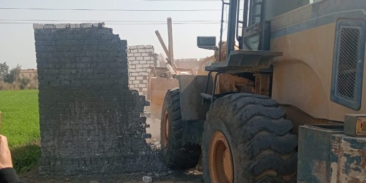 الزراعة تكثف جهود حماية الرقعة الزراعية: إزالة أكثر من 1300 حالة تعدي خلال أسبوع