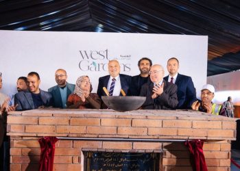 «هوم تاون» تضع حجر الأساس لمشروع «West Gardens» بمدينة ناصر-غرب أسيوط ضمن خططها التوسعية