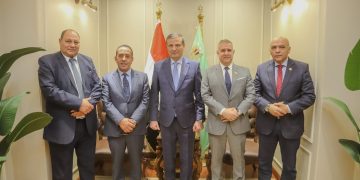 وزير الزراعة يستقبل رئيس ووكيل وأمين سر لجنة الزراعة والري بمجلس الشيوخ لتعزيز التعاون المشترك