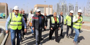 وزير الكهرباء: يتفقد محطة الربط الكهربائي المصرى السعودى العملاقة جهد 500 كيلو فولت تيار مستمر بمدينة بدر 