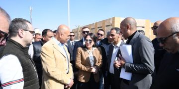 وزيرة الإسكان: توجه بالالتزام بالتكليفات بشأن مجابهة المظاهر العشوائية داخل المدن الجديدة