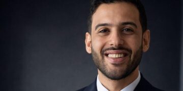 ارتفاع أسعار الذهب يفرض تحديات جديدة على عوائد الادخار بالبنوك