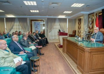 جمبلاط: يوجّه بتعزيز الحوكمة المالية في شركات الإنتاج الحربي