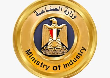تيسيراً على المستثمرين .. وزير الصناعة يصدر قراراً بتعديل ضوابط تأجير المصانع داخل المناطق الصناعية ومناطق المطور الصناعي