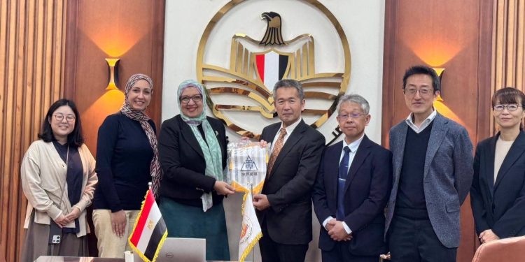  «تطوير التعليم بالوزراء» يستقبل وفد «الجايكا» لبحث إدخال تخصصات الطاقة الخضراء والألواح الشمسية بمعاهد الكوزن المصرية
