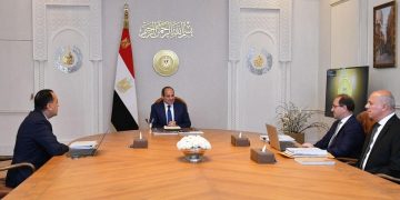 السيسي يوجه بسياسة مالية متوازنة لموازنة 2026/2027 تستهدف 5.4% نموًا وفائضًا أوليًا 1.2 تريليون جنيه مع دعم القطاع الخاص وتخفيف الأعباء الضريبية