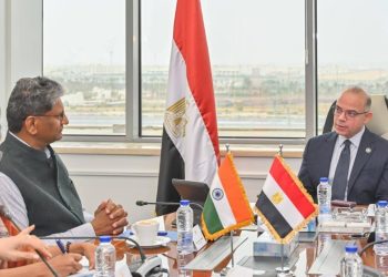 وزير الاستثمار يبحث مع السفير الهندي بالقاهرة تعميق الشراكة الاقتصادية وزيادة التبادل التجاري بين البلدين