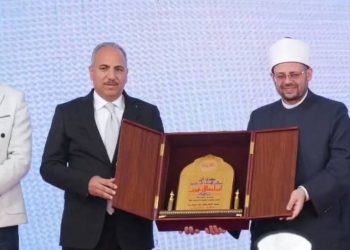 في إطار المسؤولية المجتمعية .. مجلس أمناء مدينة بدر برئاسة عبد الرحمن الزعيم يرعى احتفالية كبرى لتكريم حفظة القرآن في ختام مسابقة «مدينة التلاوة»