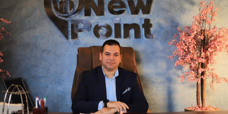 محمد غريب: توترات المنطقة تدفع العرب لشراء العقارات في مصر.. والسكن يتفوق على الاستثمار