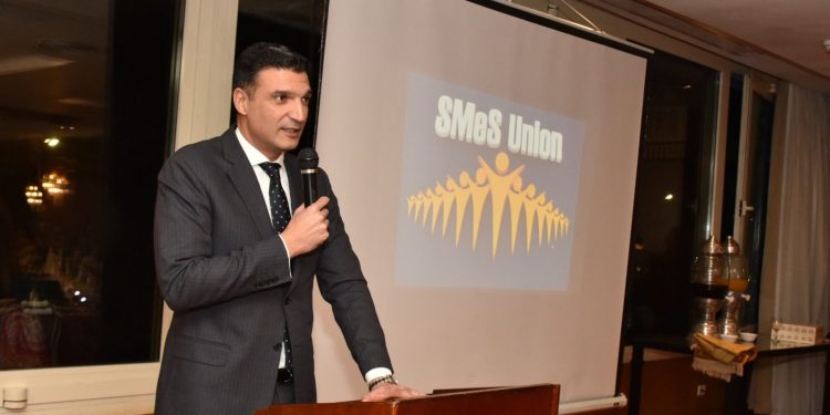 وزير الصناعة: إنشاء قاعدة معلومات اقتصادية دقيقة لدعم القرارات الاستراتيجية للدولة وتعزيز المكون المحلي في الصادرات