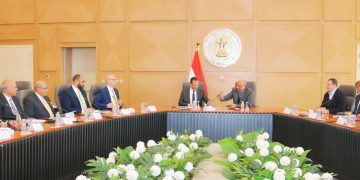 وزيرا الكهرباء والاتصالات يبحثان آليات دعم وتطوير وجذب الاستثمارات في صناعة مراكز البيانات