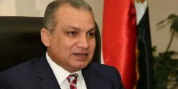 وزيرة الإسكان تُصدر قرارًا بتكليف المهندس خالد صديق مشرفًا على مكتب الوزير