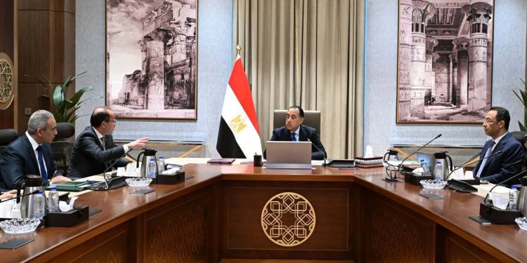 رئيس الوزراء يتابع الموقف التنفيذي لمشروع تنمية وتطوير مدينة المعرفة بالعاصمة الجديدة