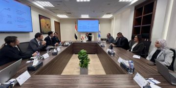 الهيئة العامة للتأمين الصحي الشامل تبحث التعاون مع شركات عالمية لتحديث منظومة علاج أمراض القلب وتطوير حزم الخدمات العلاجية