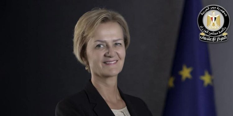 رئيسة بعثة الاتحاد الأوروبي لدى مصر: تشييد بجهود مصر في حل الأزمات الإقليمية