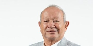 إيطاليا تمنح نجيب ساويرس وسام نجمة إيطاليا برتبة الضابط الأكبر