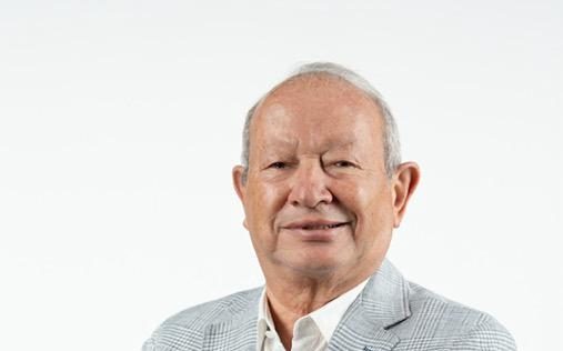 إيطاليا تمنح نجيب ساويرس وسام نجمة إيطاليا برتبة الضابط الأكبر